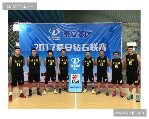 深圳篮球队在钻石联赛中的团队协作展现出色值得深度分析与探讨