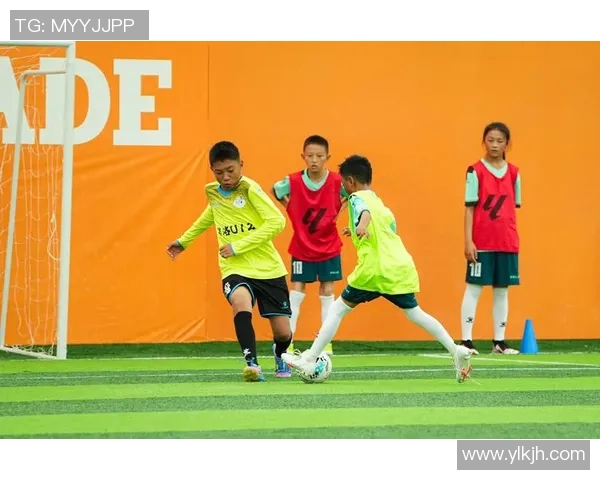 上海足球队在世界锦标赛上的拼搏之路与荣耀时刻回顾