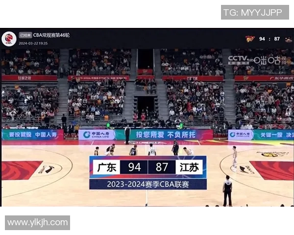 北京篮球队在联合会杯积分榜上以71分稳居第一名展现强劲实力 北京篮球队在联合会杯积分榜上以71分稳居第一名展现强劲实力