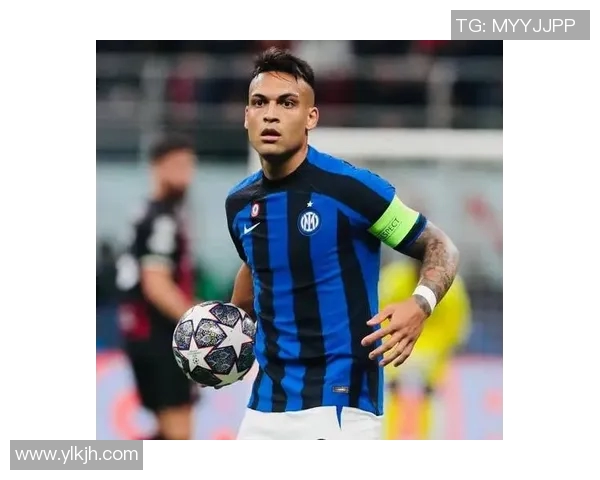 大足球明星的精彩瞬间与背后故事揭示他们的奋斗与荣耀