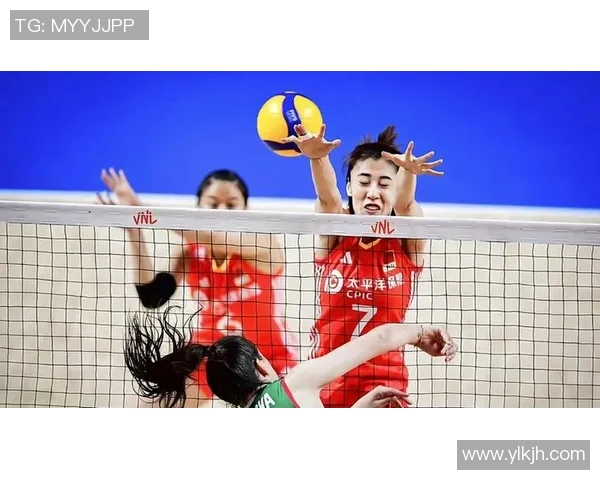 武汉排球队在世锦赛中的比赛经验与表现分析及启示